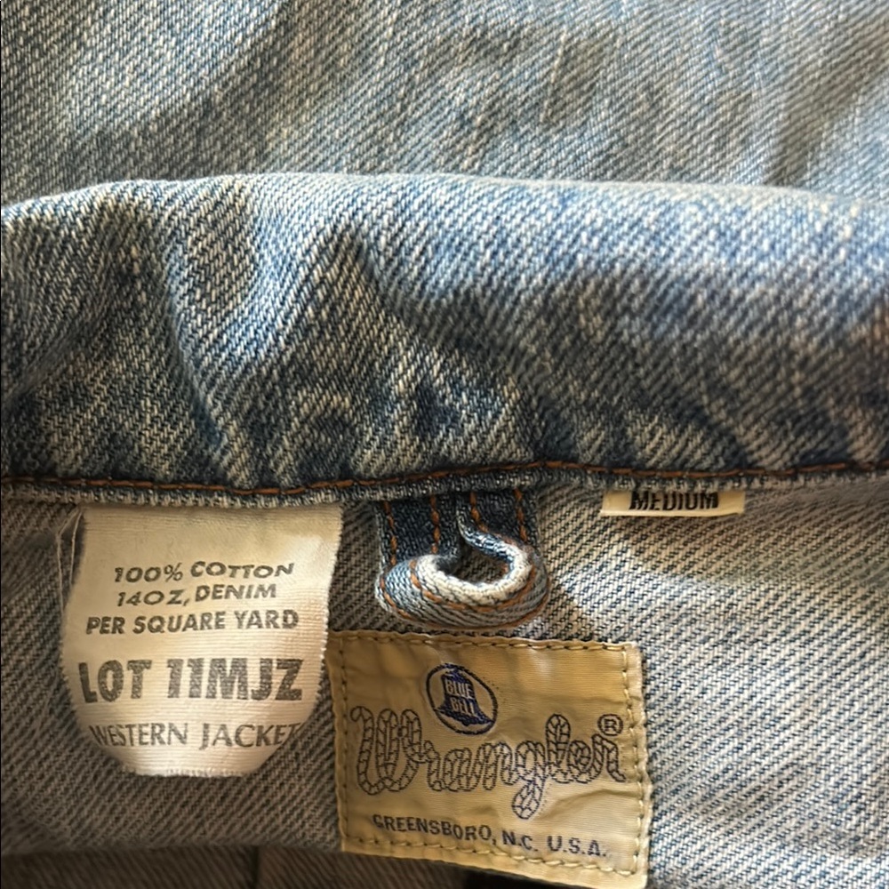 Wrangler Classic Blue Denim Jean western jacket with Gold Stitching
